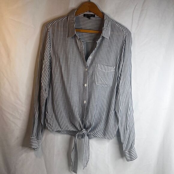 Velvet Heart Striped Tie Waist Super Soft Button Front Shirt Size Medium - Picture 10 of 10